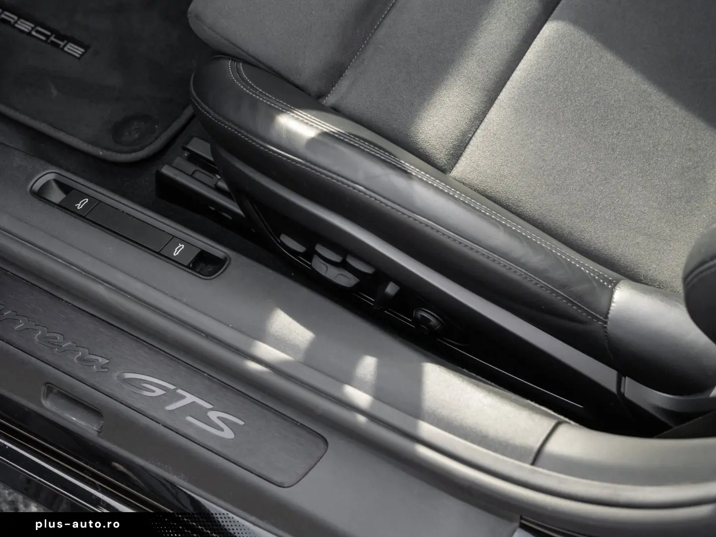 PORSCHE 992 Carrera GTS Cabriolet Sport Chrono BOSE