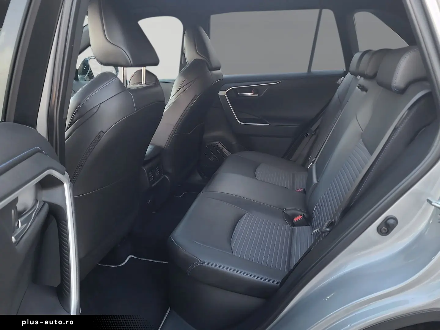 TOYOTA RAV 4 2.5 Hybrid 4x2 Style Selection   Navi  Led