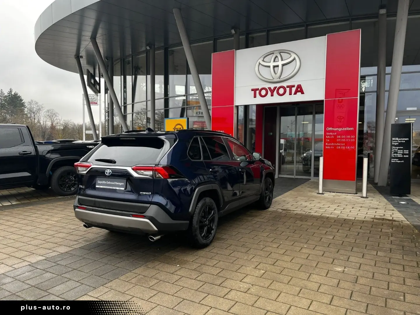 TOYOTA RAV 4 Hybrid 4x4 Team Deutschland  TECHNIK-PAKET