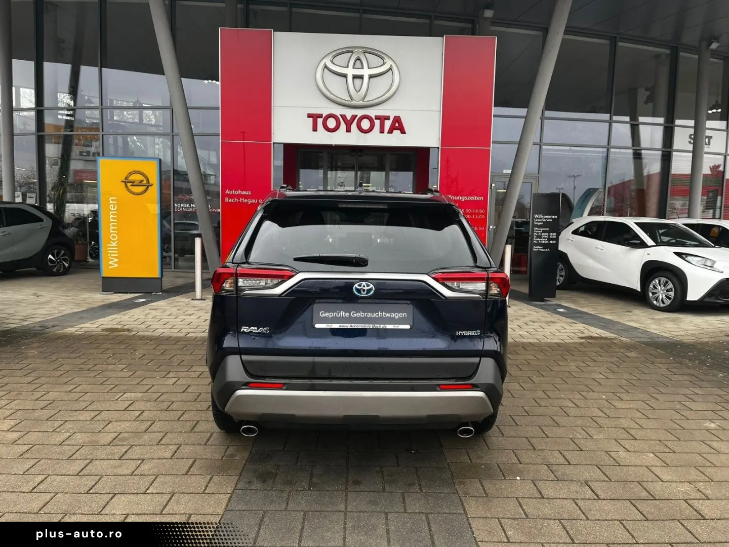 TOYOTA RAV 4 Hybrid 4x4 Team Deutschland  TECHNIK-PAKET