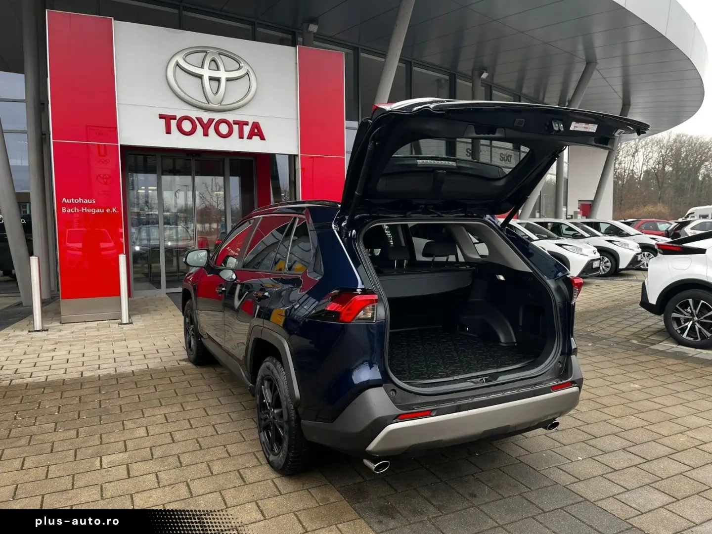 TOYOTA RAV 4 Hybrid 4x4 Team Deutschland  TECHNIK-PAKET