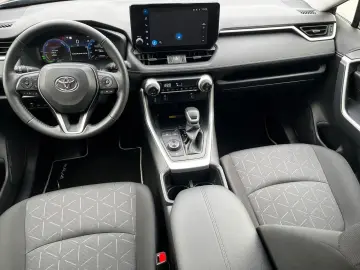 TOYOTA RAV 4 Hybrid 4x4 Team Deutschland  TECHNIK-PAKET