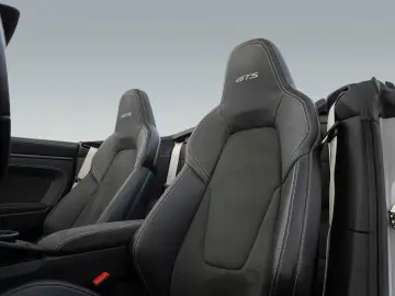PORSCHE 992 911 Carrera GTS Cabriolet PDCC LED-Matrix