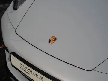 PORSCHE 992 911 Carrera GTS Cabriolet PDCC LED-Matrix