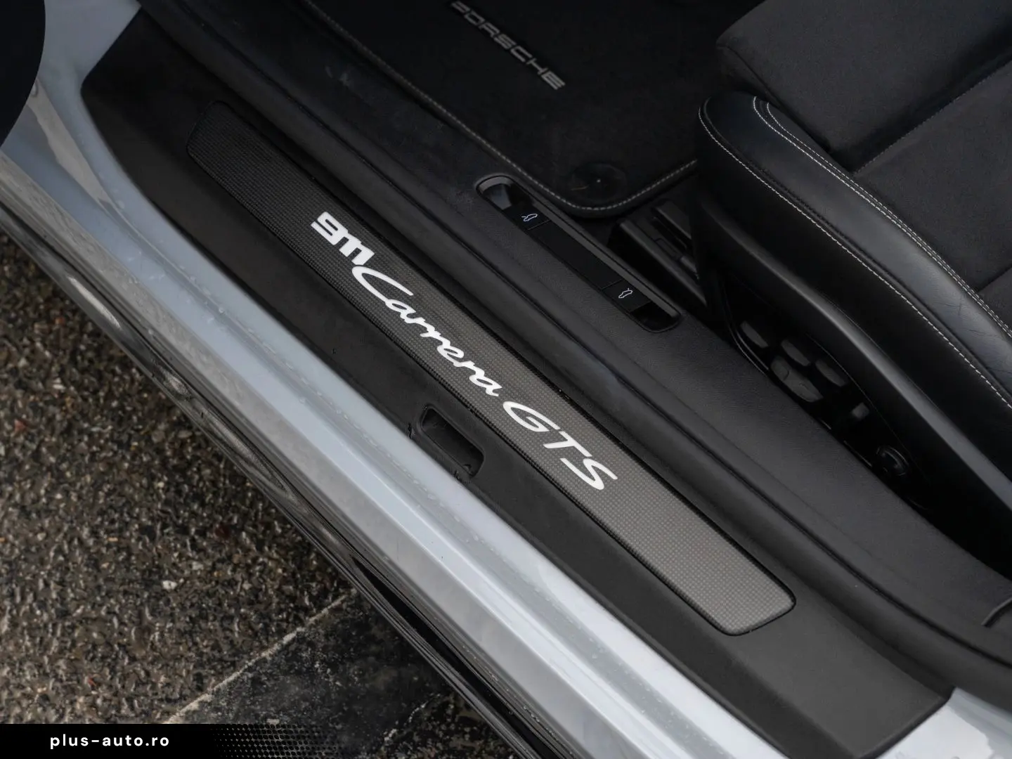 PORSCHE 992 911 Carrera GTS Cabriolet PDCC LED-Matrix