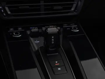 PORSCHE 992 911 Carrera GTS Cabriolet PDCC LED-Matrix