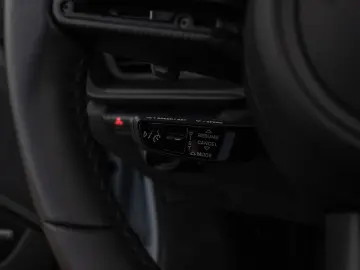 PORSCHE 992 911 Carrera GTS Cabriolet PDCC LED-Matrix