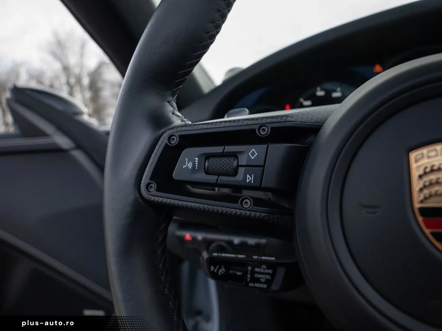 PORSCHE 992 911 Carrera GTS Cabriolet PDCC LED-Matrix