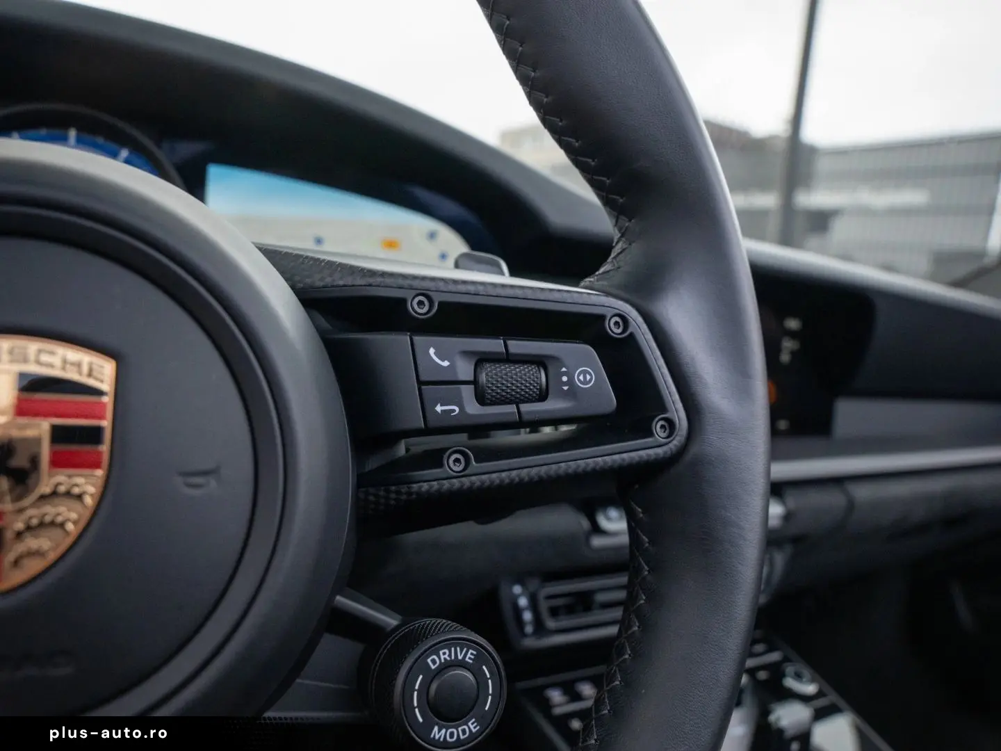 PORSCHE 992 911 Carrera GTS Cabriolet PDCC LED-Matrix