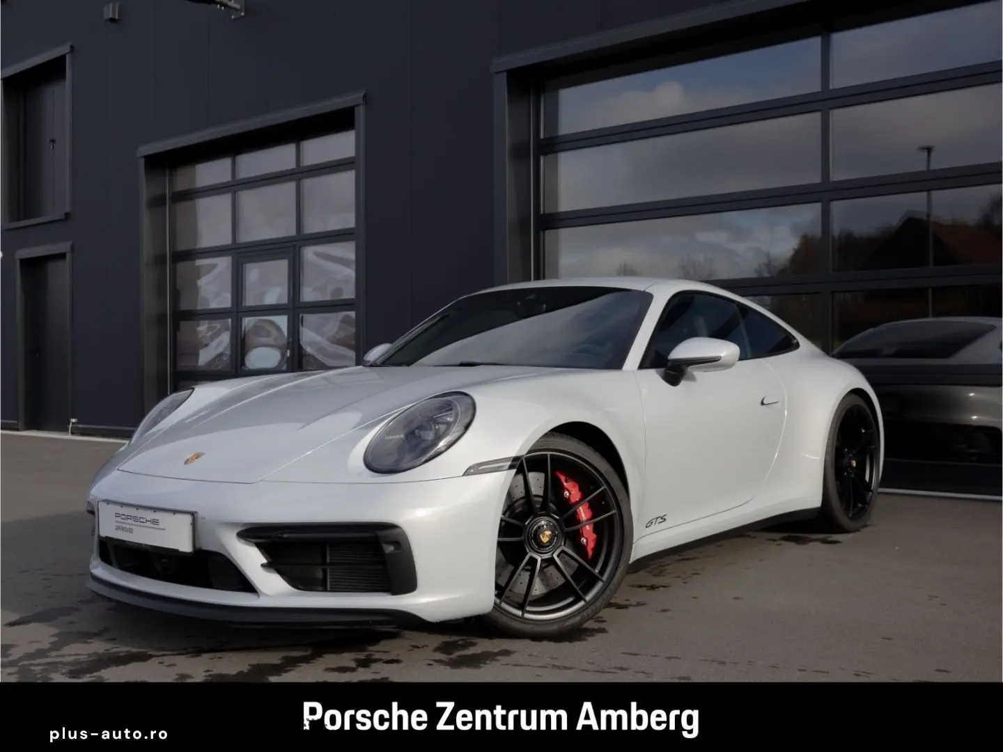 PORSCHE 992 911 Carrera 4 GTS Hinterachslenkung BOSE LED