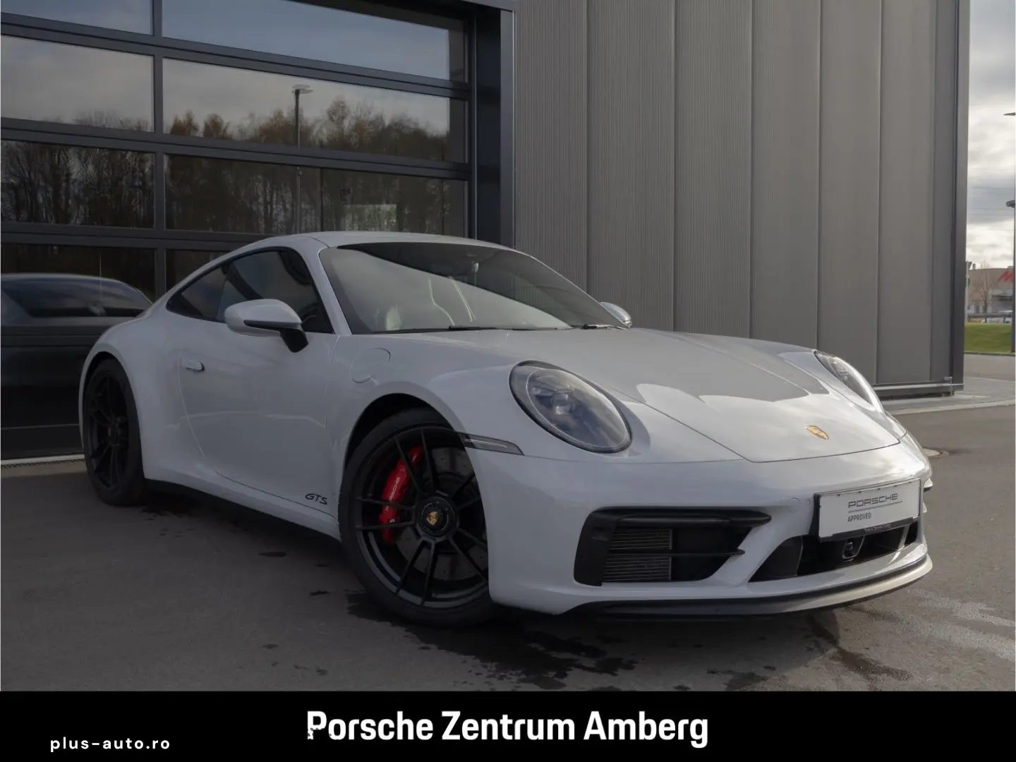 PORSCHE 992 911 Carrera 4 GTS Hinterachslenkung BOSE LED