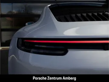 PORSCHE 992 911 Carrera 4 GTS Hinterachslenkung BOSE LED