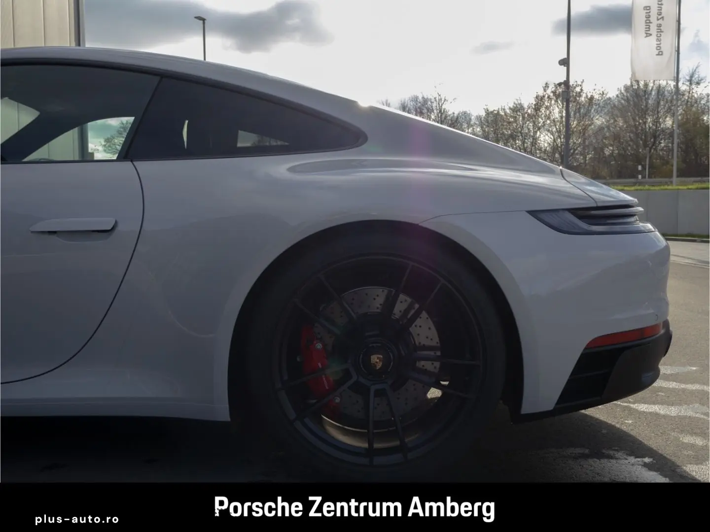 PORSCHE 992 911 Carrera 4 GTS Hinterachslenkung BOSE LED