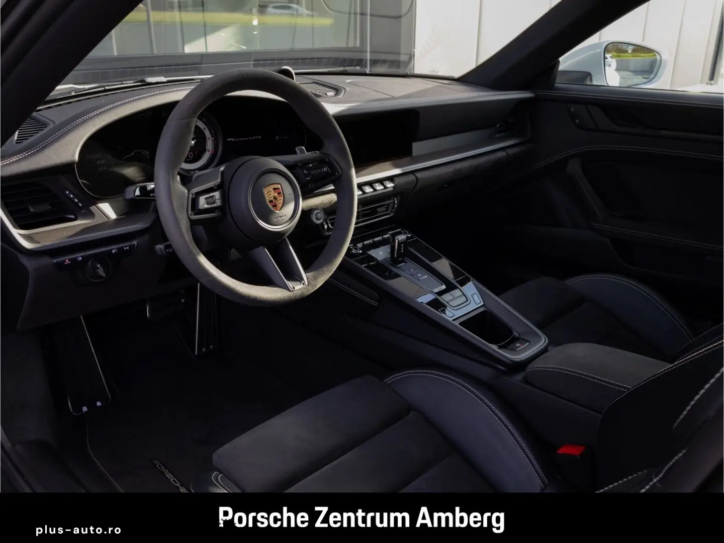 PORSCHE 992 911 Carrera 4 GTS Hinterachslenkung BOSE LED