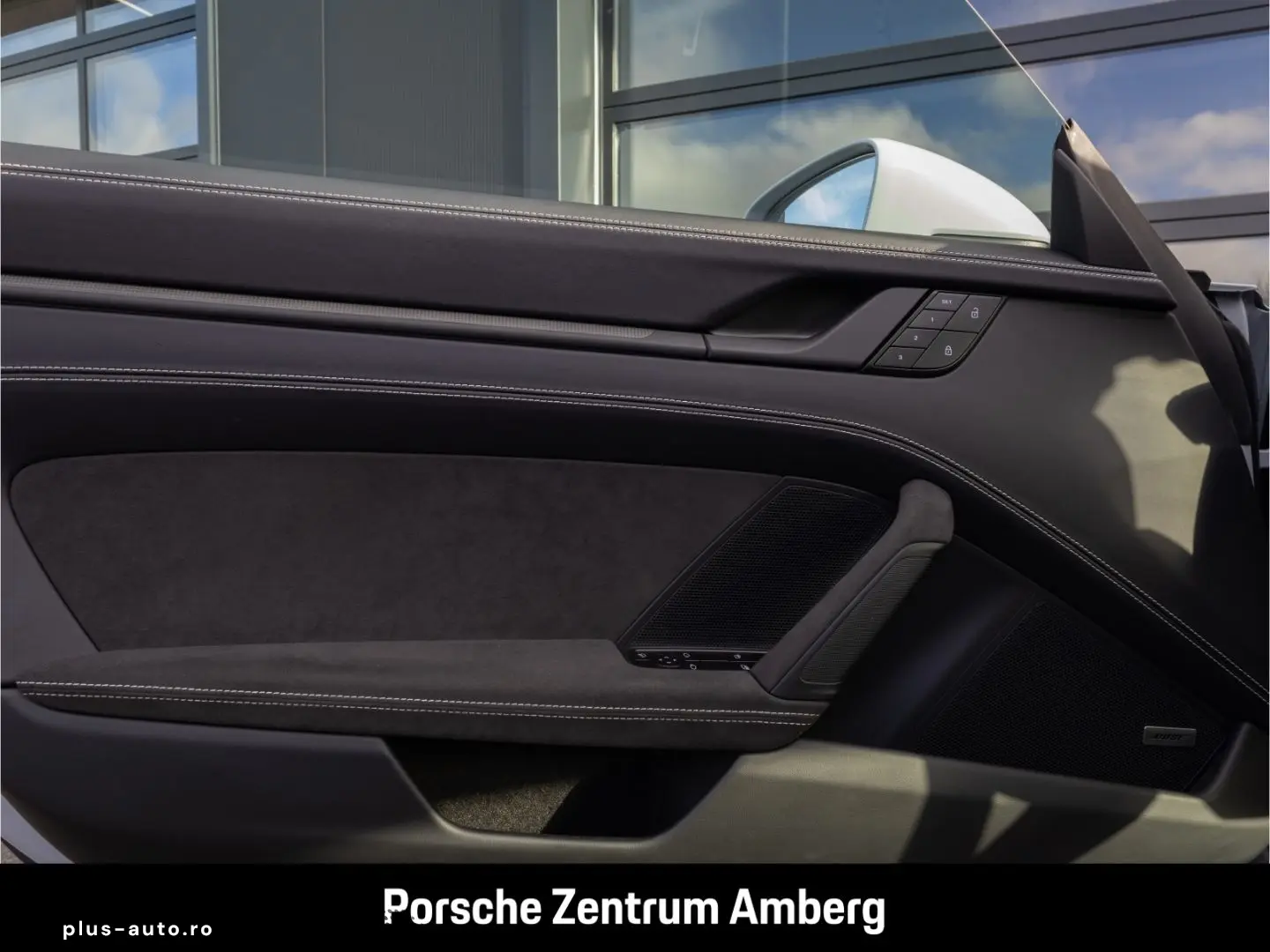 PORSCHE 992 911 Carrera 4 GTS Hinterachslenkung BOSE LED