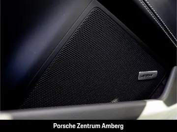 PORSCHE 992 911 Carrera 4 GTS Hinterachslenkung BOSE LED