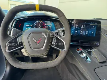 Corvette C8 Stingray Convertible 3LT European model