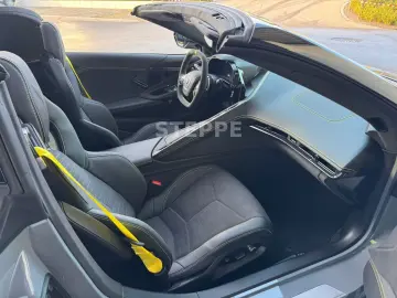 Corvette C8 Stingray Convertible 3LT European model