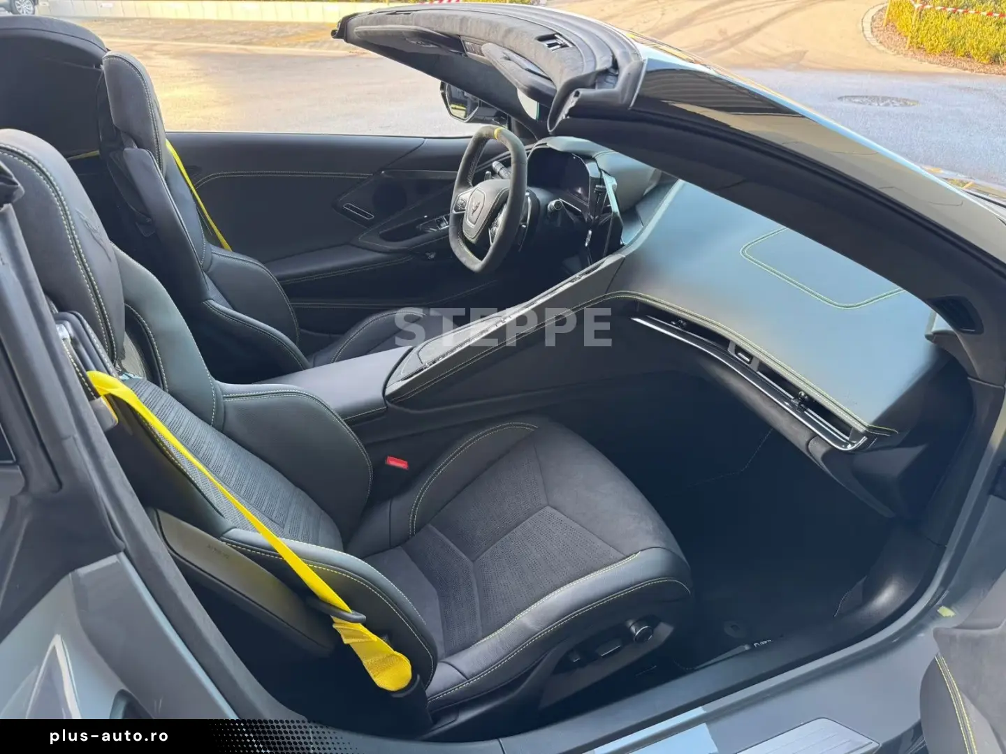 Corvette C8 Stingray Convertible 3LT European model