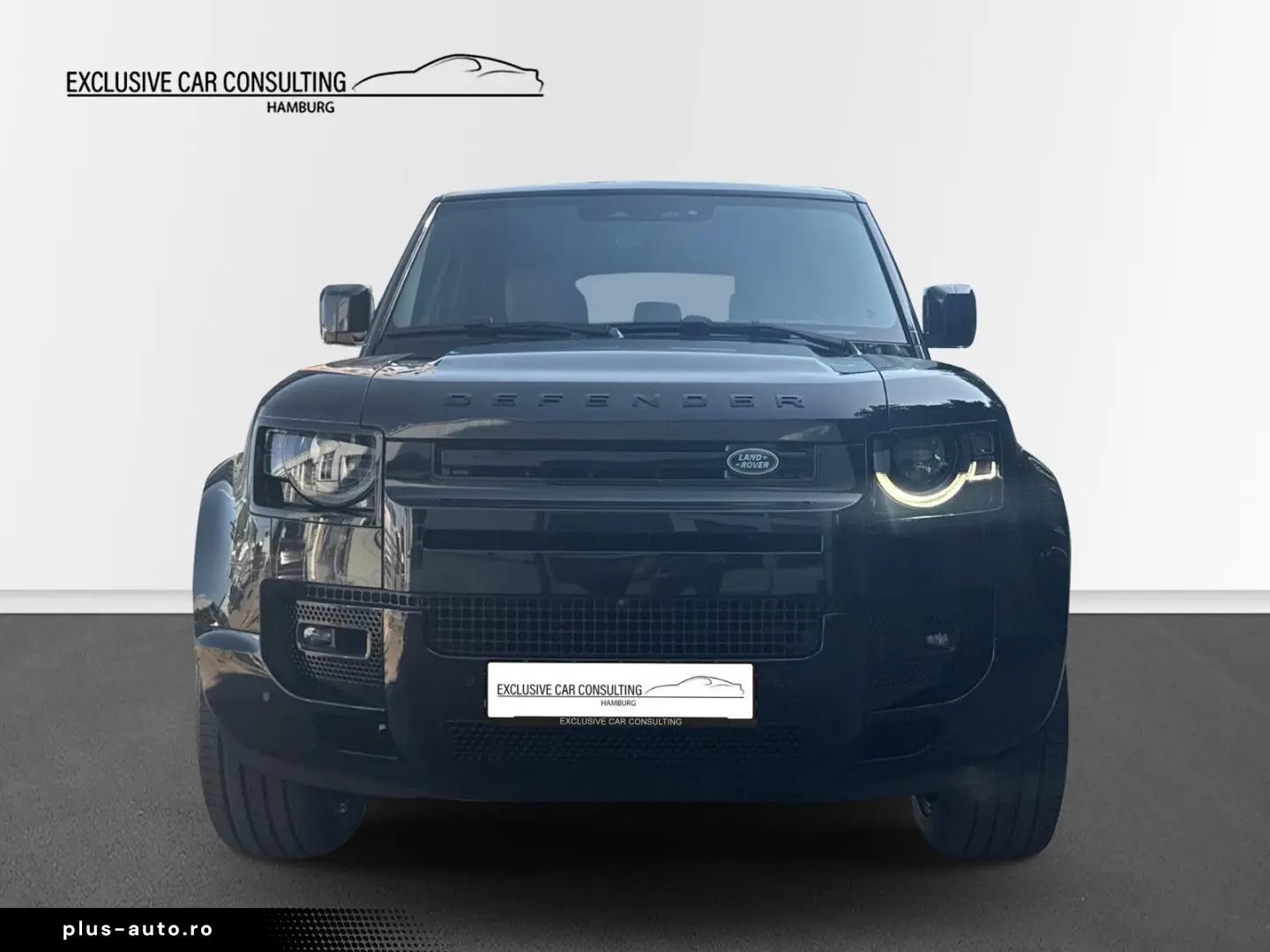 LAND ROVER Defender 110 P300e X-Dynamic HSE