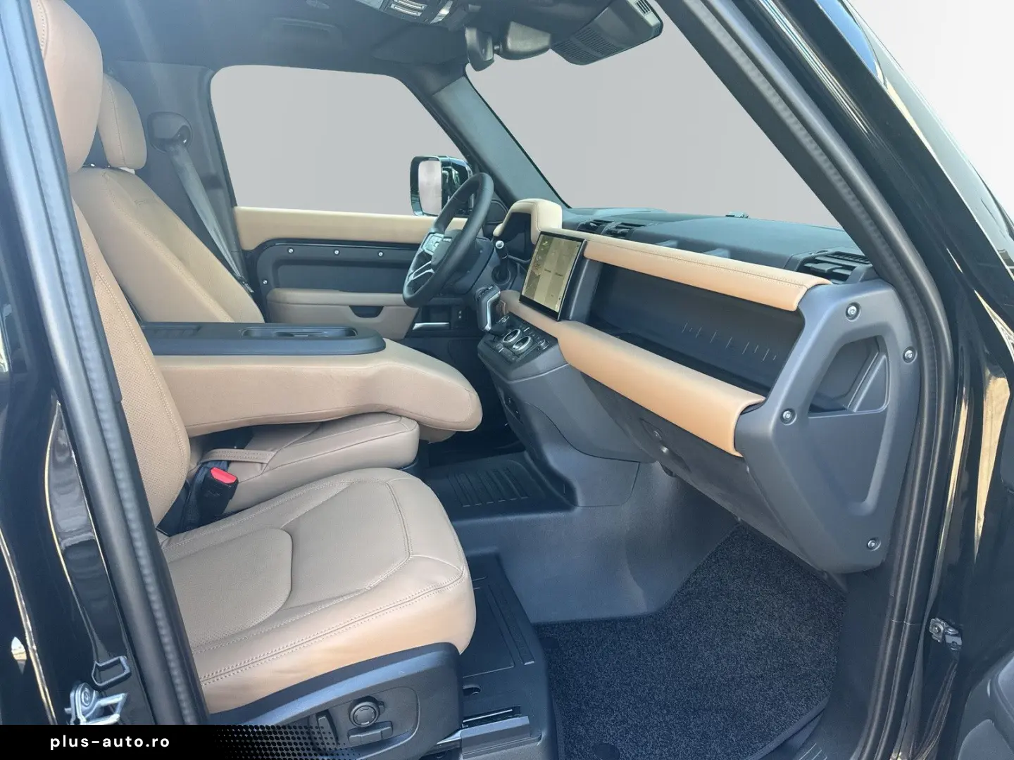 LAND ROVER Defender 110 P300e X-Dynamic HSE