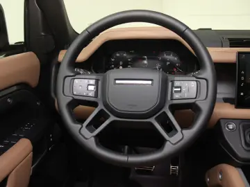 LAND ROVER Defender 110 5.0 P425 X Navigation LED HUD DAB