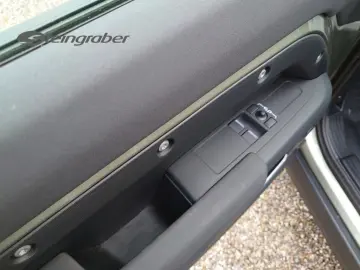 LAND ROVER Defender 90 HardTopD200 Standard  Standheizung