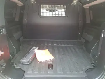 LAND ROVER Defender 90 HardTopD200 Standard  Standheizung