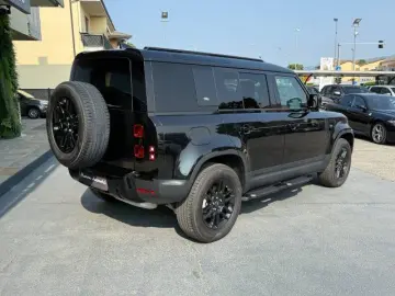 LAND ROVER LAND ROVER Defender 110 3.0D I6 S TOTAL BLACK AU