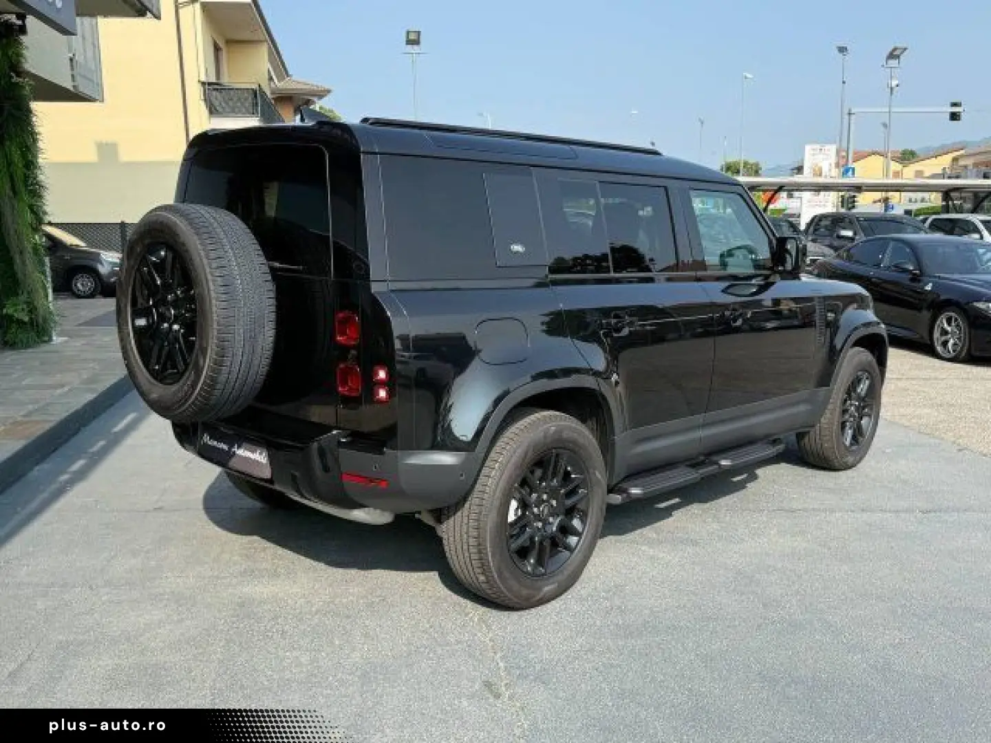 LAND ROVER LAND ROVER Defender 110 3.0D I6 S TOTAL BLACK AU