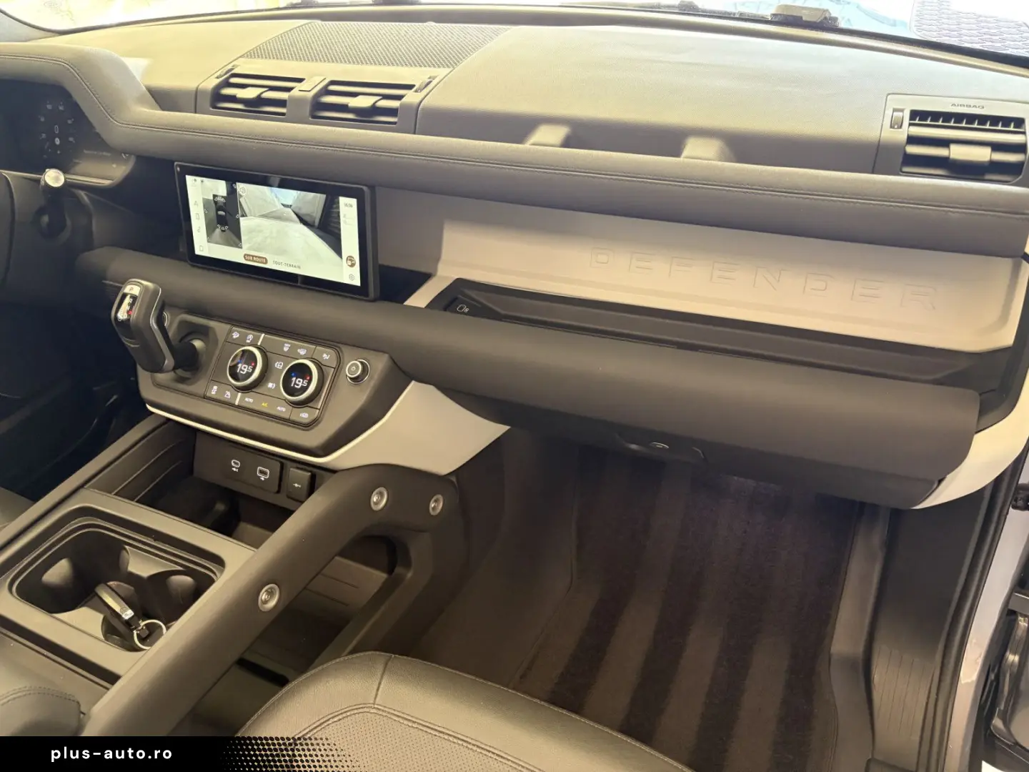 LAND ROVER Defender DEFENDER 90 S 3.0 D200  PANORAMA  APPLE