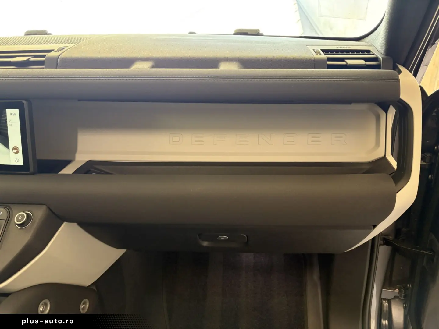 LAND ROVER Defender DEFENDER 90 S 3.0 D200  PANORAMA  APPLE