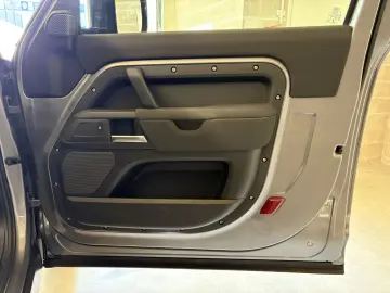 LAND ROVER Defender DEFENDER 90 S 3.0 D200  PANORAMA  APPLE