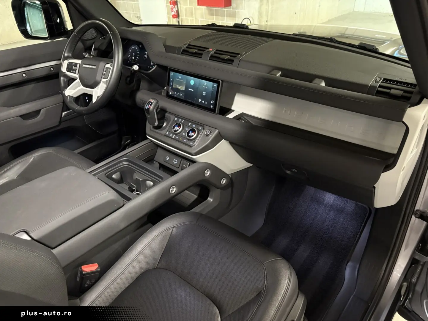 LAND ROVER Defender DEFENDER 90 S 3.0 D200  PANORAMA  APPLE