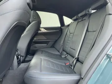 BMW M440i xDrive GC M Sport    360 Glasdach ACC H&K