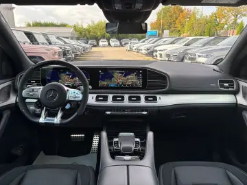 MERCEDES-BENZ GLE 53 AMG  Pano NightPck Burmester
