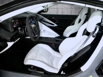 Corvette C8 Stingray 3LT   Convertible   Lift.   Carbon