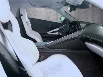 Corvette C8 Stingray 3LT   Convertible   Lift.   Carbon