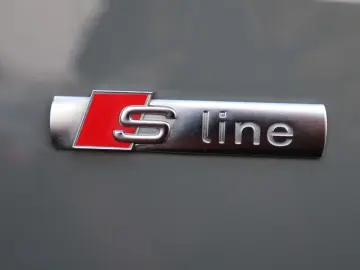 AUDI A8L 60 TFSIe lang exclusive  QUANTUM    UNIKAT