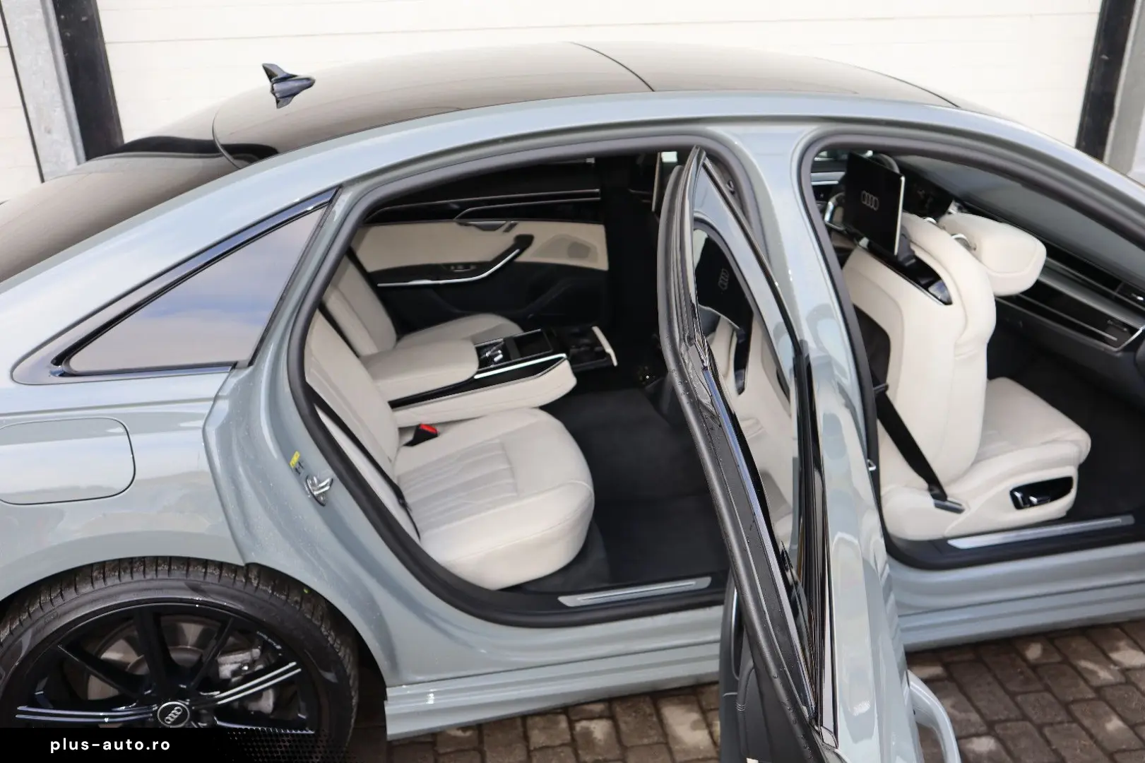 AUDI A8L 60 TFSIe lang exclusive  QUANTUM    UNIKAT