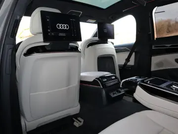 AUDI A8L 60 TFSIe lang exclusive  QUANTUM    UNIKAT