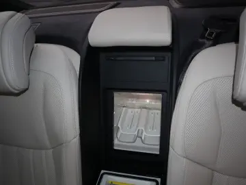 AUDI A8L 60 TFSIe lang exclusive  QUANTUM    UNIKAT