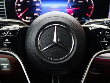 MERCEDES-BENZ GLE 450 d Coupe 4M AMG DISTRO PANO KAM&hellip;