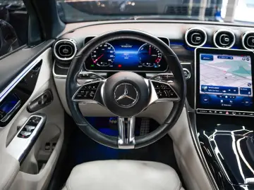 MERCEDES-BENZ GLC 300e 4Matic Burmester Distronic Pl&hellip;