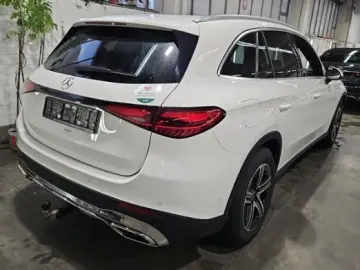 MERCEDES-BENZ GLC 220 d 4Matic PANO ACC MEMO SITZKLI&hellip;