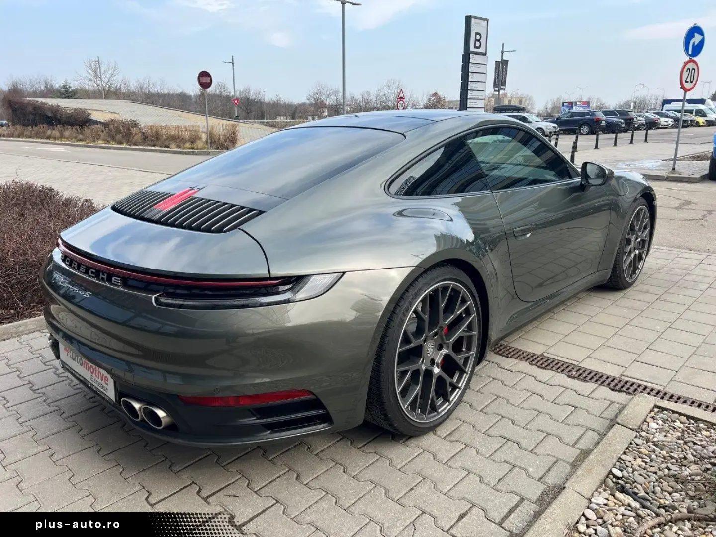PORSCHE 911 992 CARRERA 4S COUPE