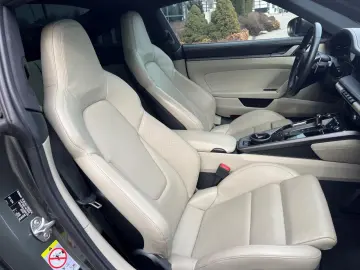 PORSCHE 911 992 CARRERA 4S COUPE