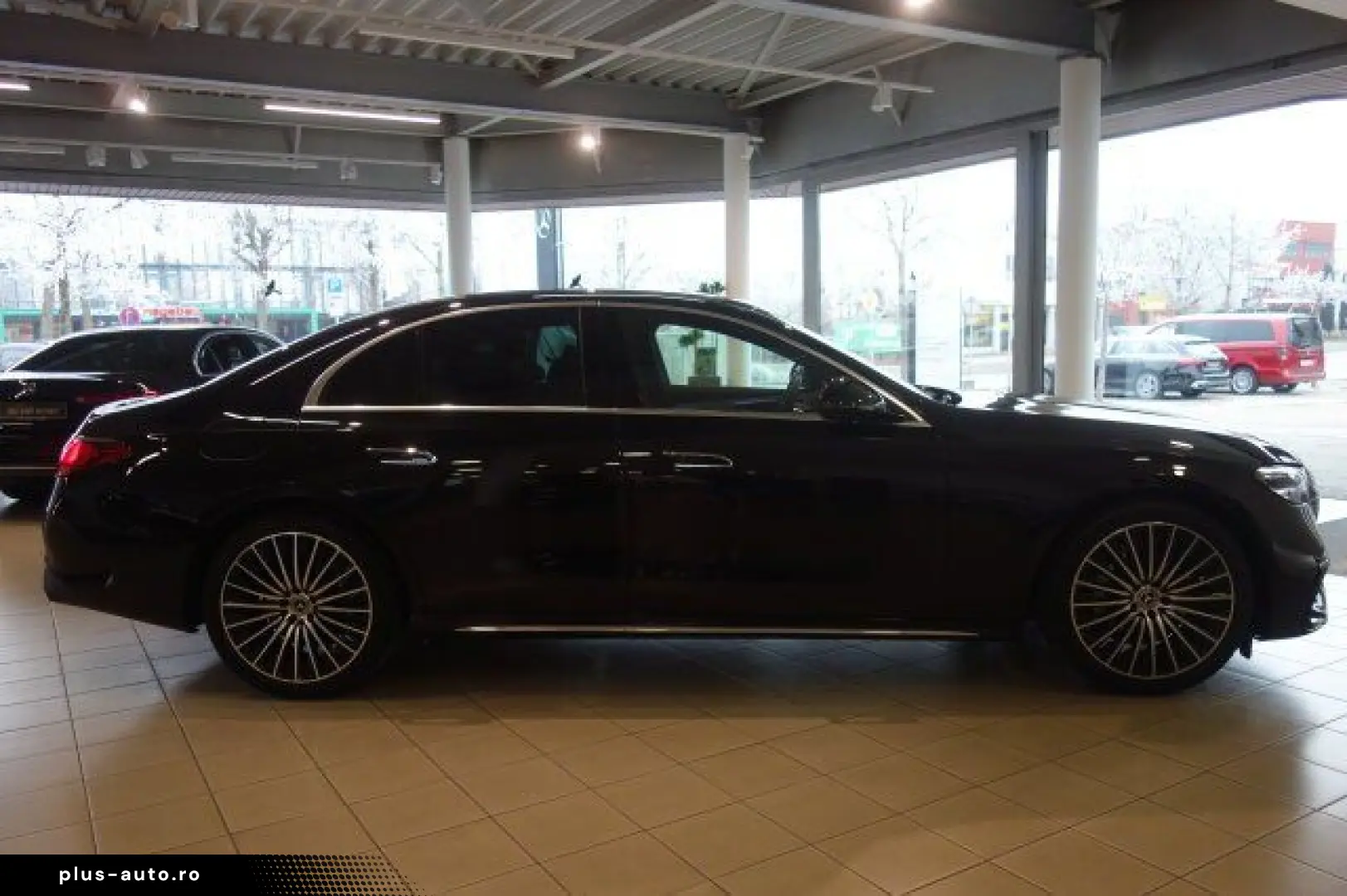 MERCEDES-BENZ E 220 d AMG LINE LED 360 20 ZO AHK KÜHLER BEL