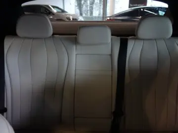 MERCEDES-BENZ E 220 d AMG LINE LED 360 20 ZO AHK KÜHLER BEL