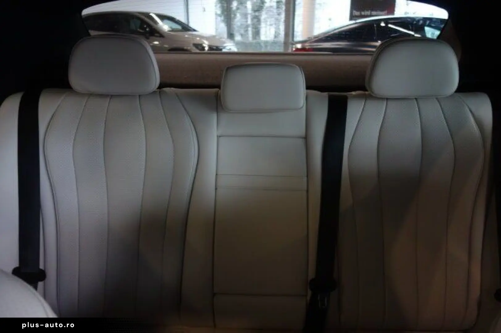 MERCEDES-BENZ E 220 d AMG LINE LED 360 20 ZO AHK KÜHLER BEL